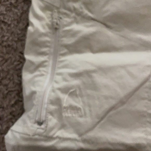 Sierra Design shorts. - Picture 2 of 9